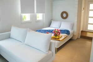 Cuna de viaje, wifi y ropa de cama 