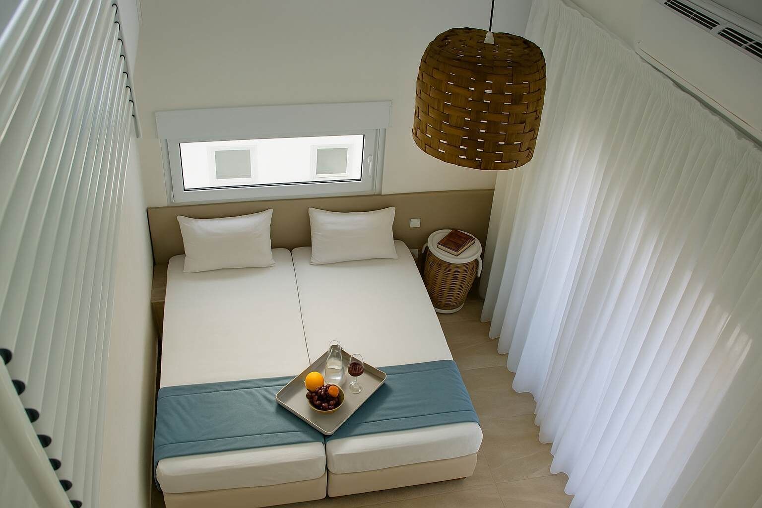 1 chambre, lit parapluie, Wi-Fi, draps fournis