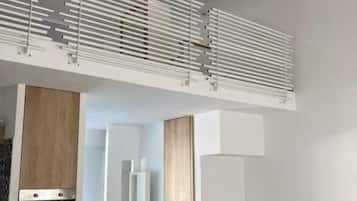 TV, lettore DVD, studio