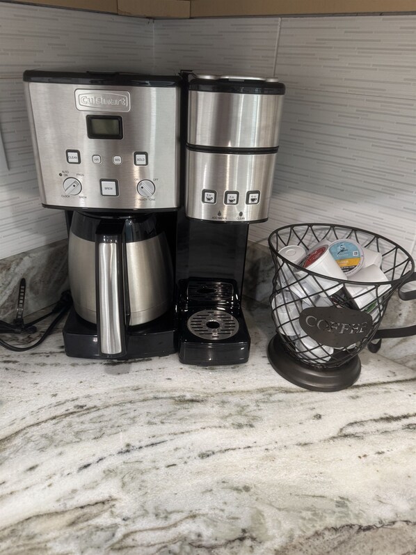 Kaffe og/eller kaffemaskin