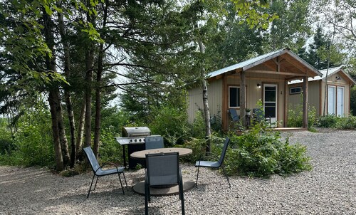 Cabin #3 centrally located to beaches, golfing and the Confederation Trail!