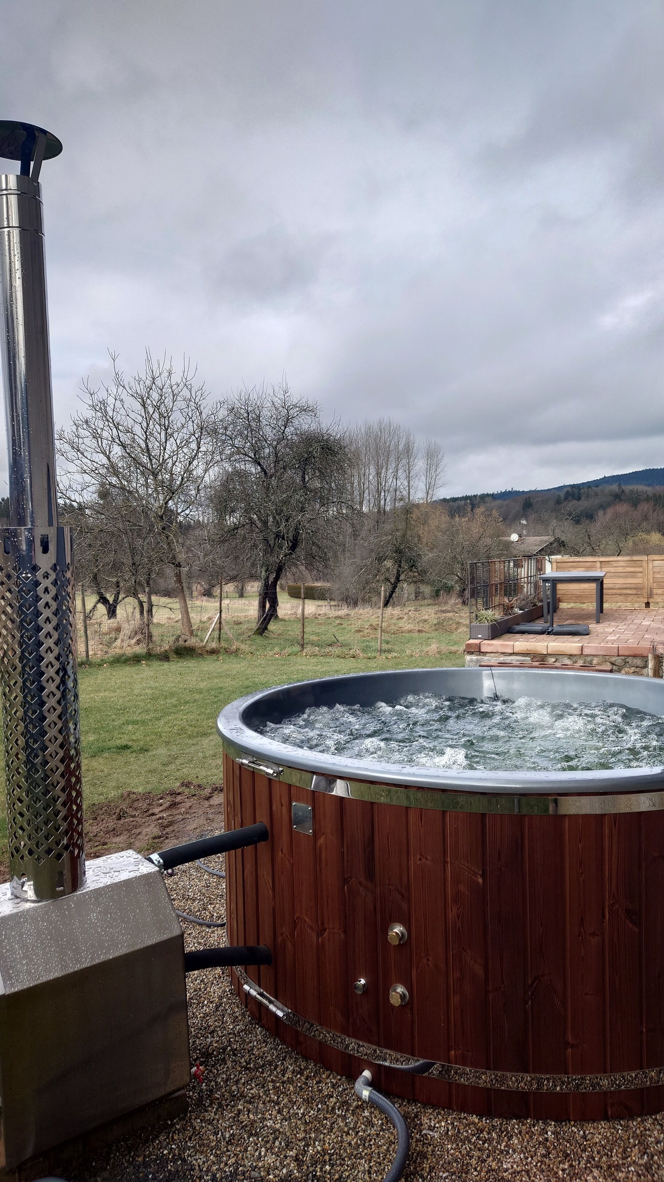 Bain à remous extérieur
