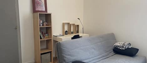 TV, books