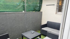 Terrace/patio - 1 Bedroom Apartment in BÃ©ziers (Béziers)