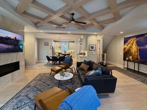 TV, video games, offices - Mt Adams Adventure (Cincinnati)