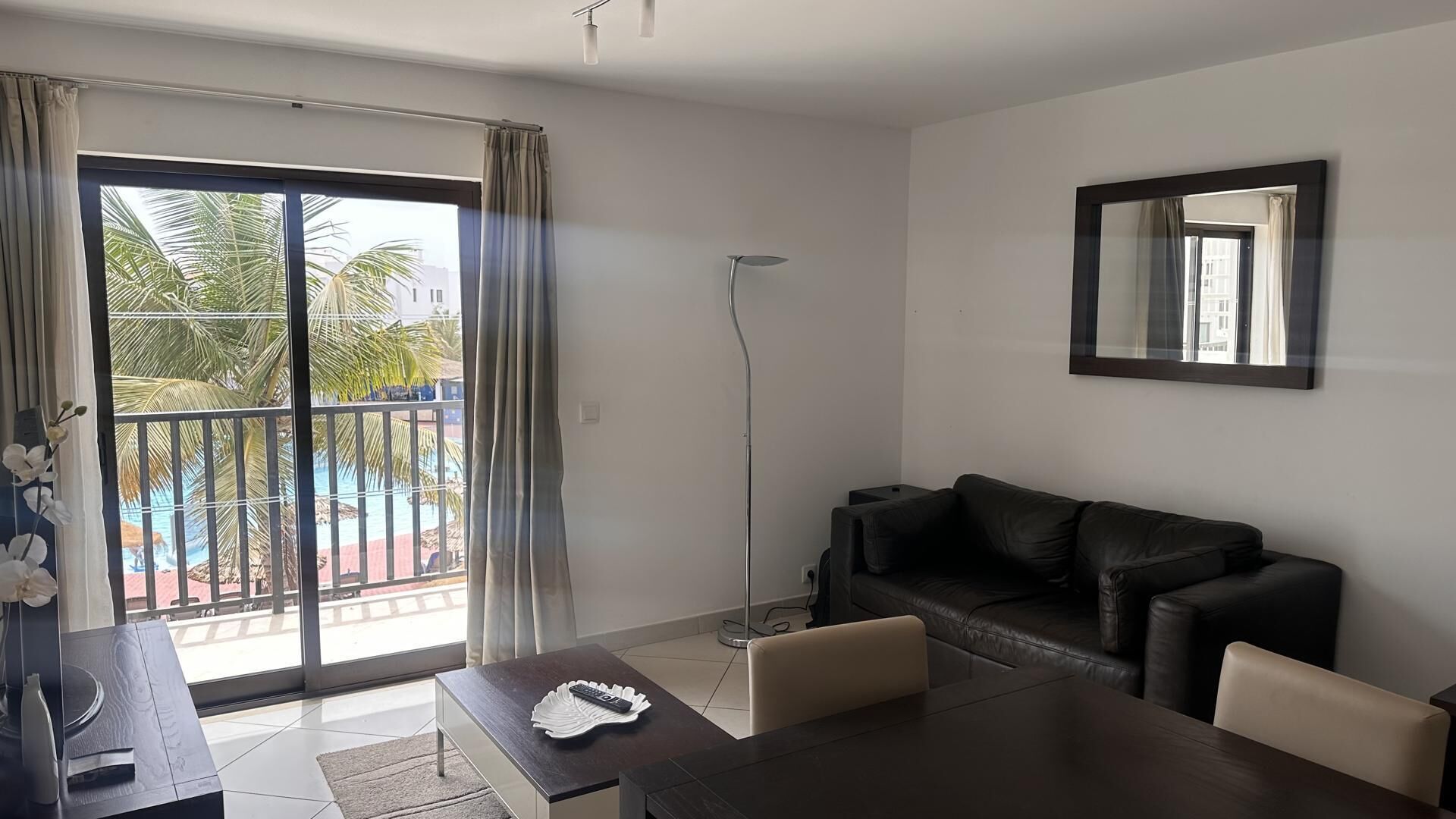 Lejlighed | Opholdsområde | Fladskærms-tv