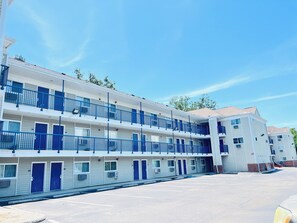 Exterior - Tampa Bay Extended Stay Airport (Tampa)