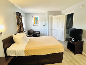 Espace de travail pour ordinateur portable, fer et planche à repasser