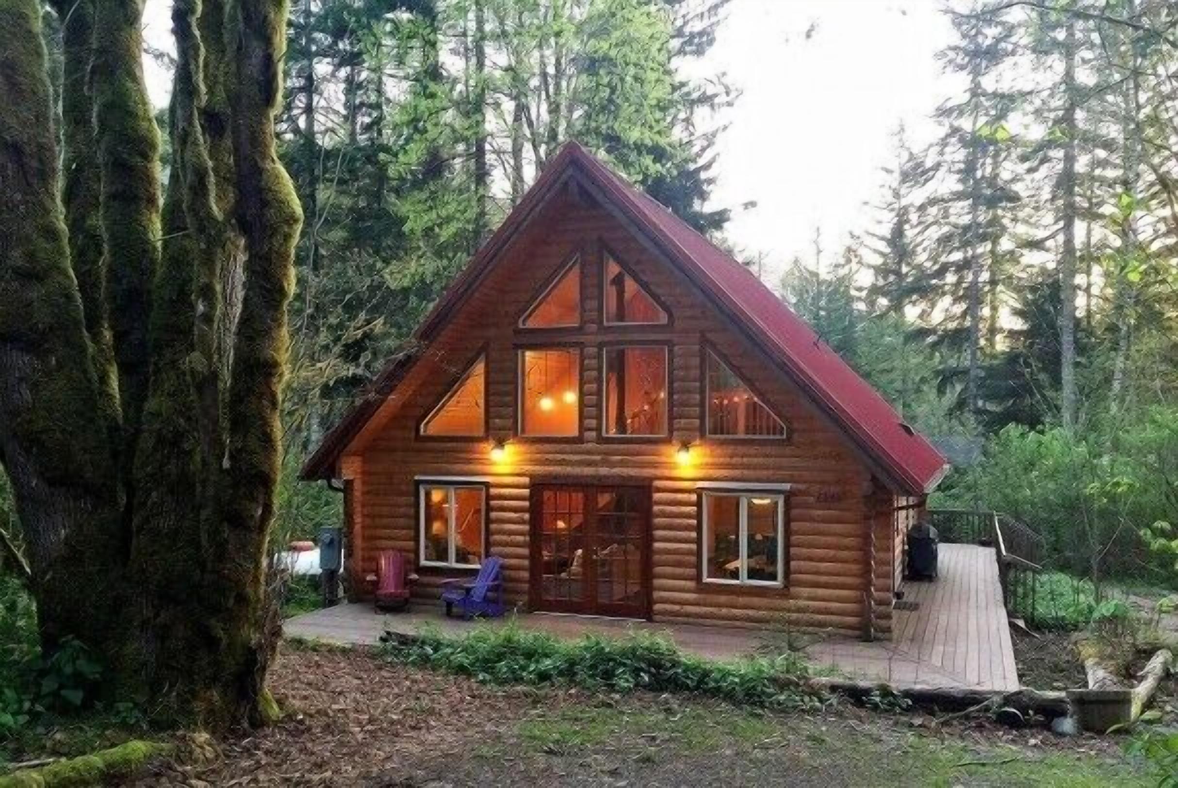 Mt. Baker Lodging Cabin 21 - Sleeps 6!