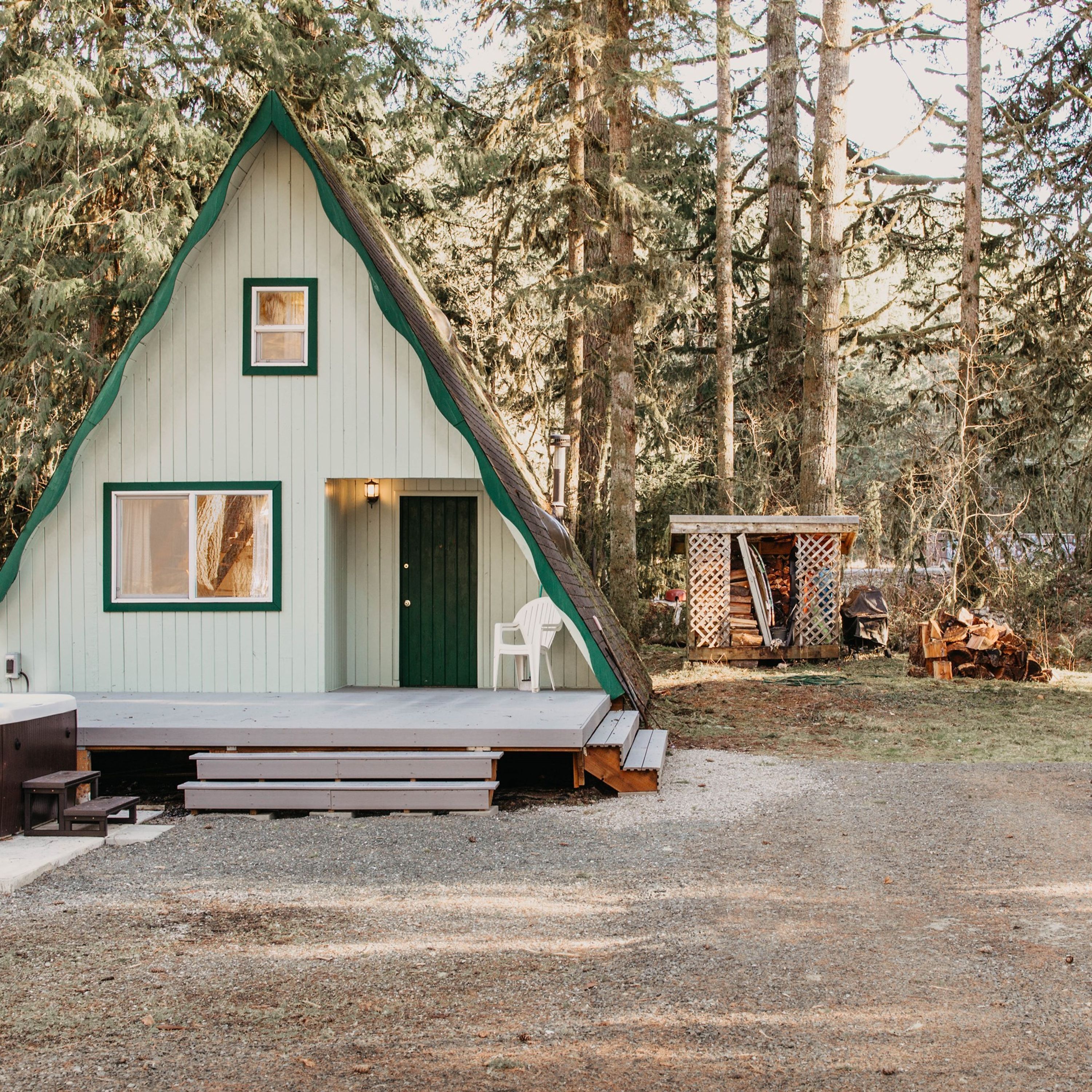 Mt. Baker Lodging Cabin 54 – SLEEPS 4!