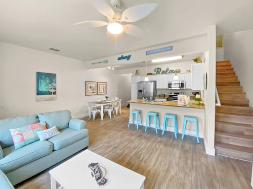GUEST FAV Beach Pool 3BR 2BA sleeps 10 @coralshorespadre by the beach!