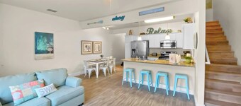 GUEST FAV Beach Pool 3BR 2BA sleeps 10 @coralshorespadre by the beach!