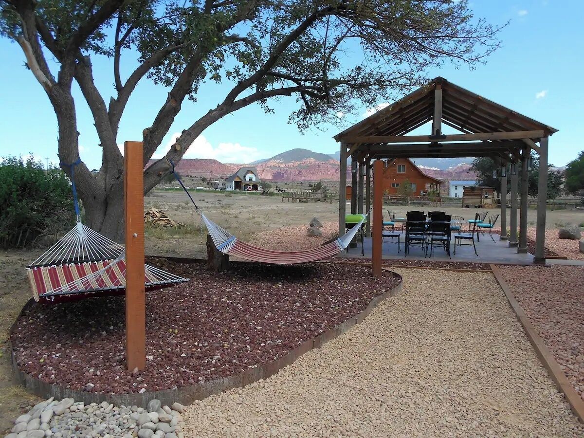 Red Rock Country Cabin