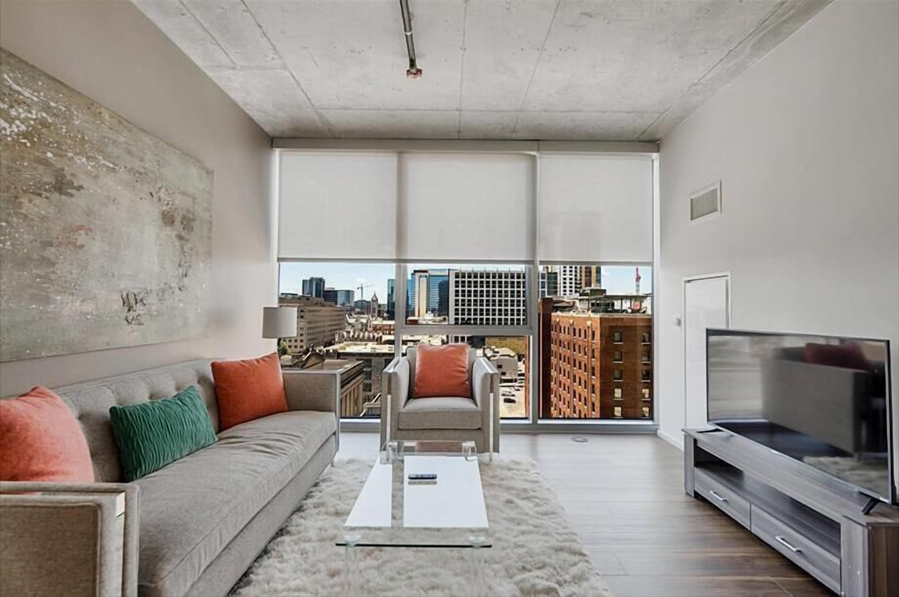 Views of Downtown & Cumberland | 1BR w. Pool& Hottub