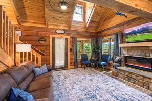 Smart TV, chimenea, videojuegos y libros