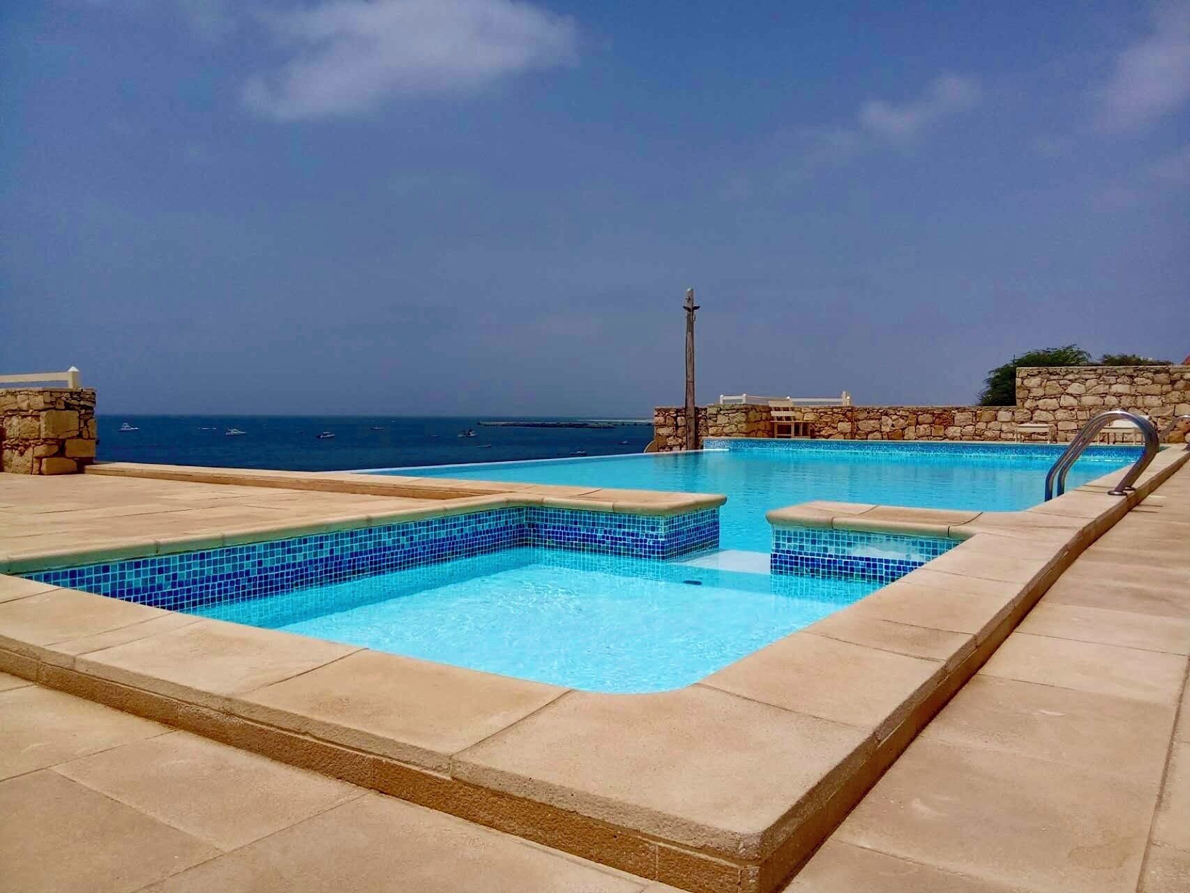 Apartment, Mehrere Schlafzimmer, Raucher, Balkon | Pool | Außenpool