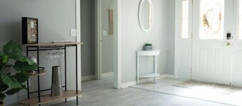 Walking distance to Coler MTN Bike - 3BR 2BA