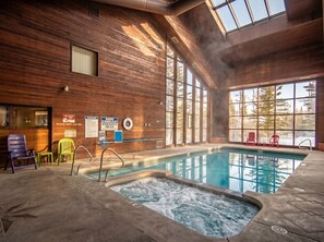 Sisäuima-allas, lämmitetty uima-allas