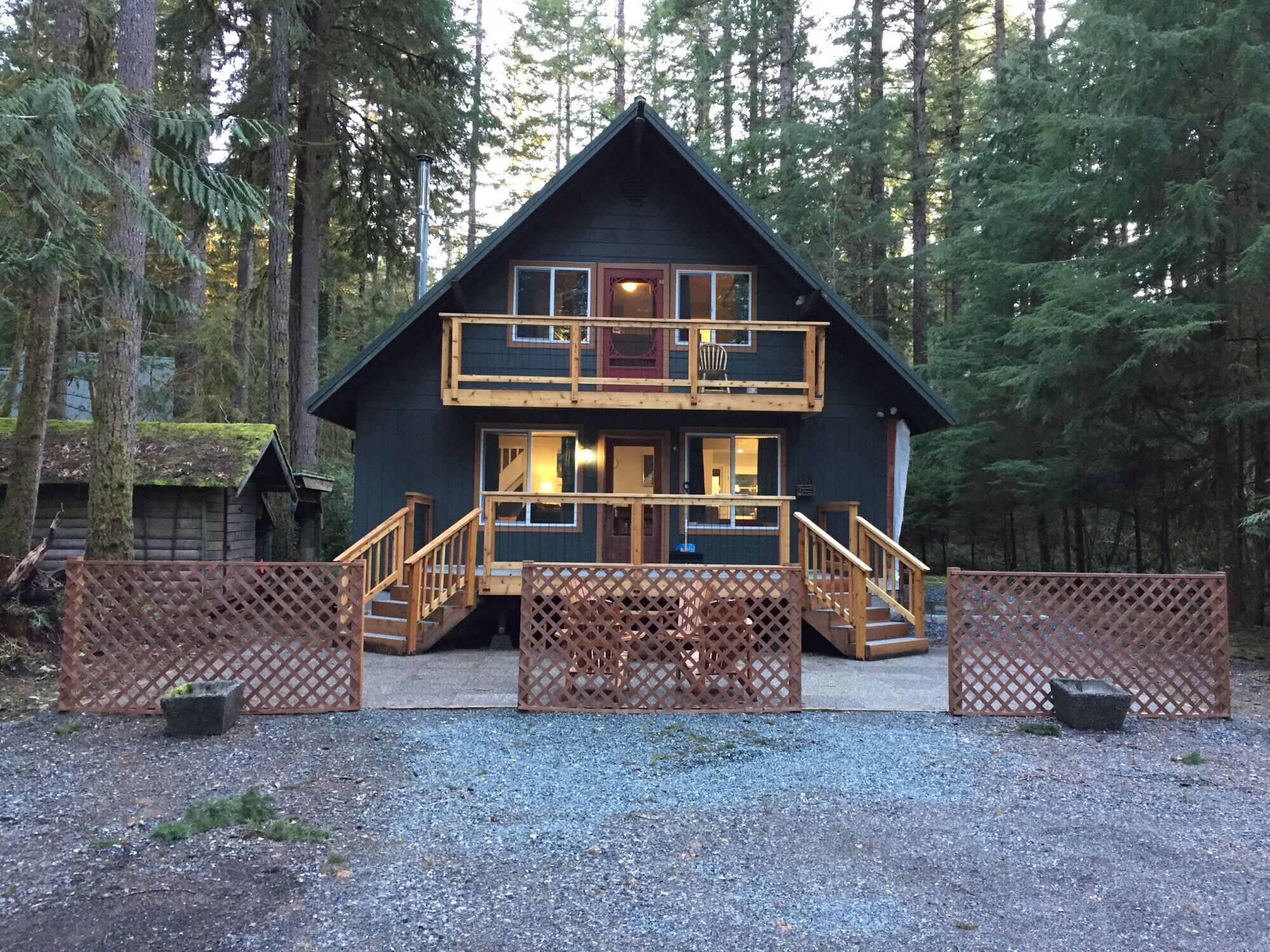 Mt. Baker Lodging Cabin 49 –  Sleeps 10!