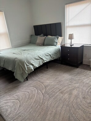 2 soverom, wi-fi (inkludert) og sengetøy