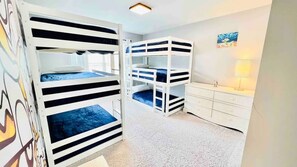 4 Schlafzimmer, Bügeleisen/Bügelbrett, WLAN, Bettwäsche