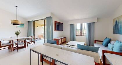 Spacious 2BR Condo at Park Royal Club Cala with Outdoor Pool