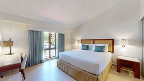 2 Schlafzimmer, Bügeleisen/Bügelbrett, Bettwäsche