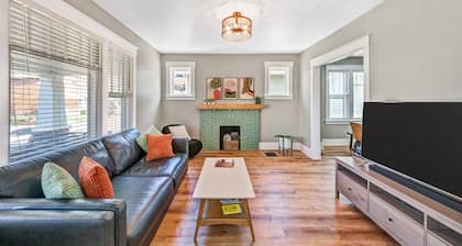 Bungalow style house, 10 min to downtown Cincy and 5 min to hiking trails!