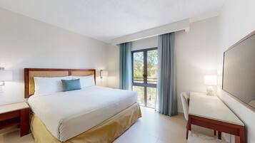 3 slaapkamers, een strijkplank/strijkijzer, beddengoed