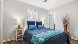 2 Schlafzimmer, Bügeleisen/Bügelbrett, Reisekinderbett, kostenloses WLAN