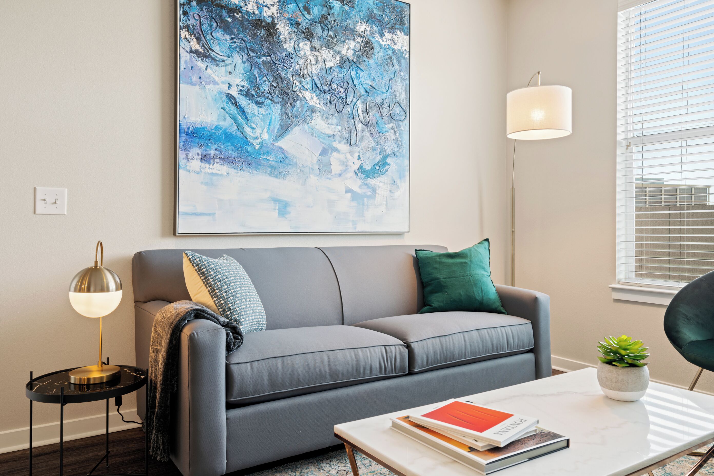 Dallas | Central 2BD/2BA Downtown Apartment