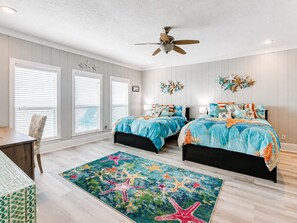 5 bedrooms, desk, free WiFi, bed sheets