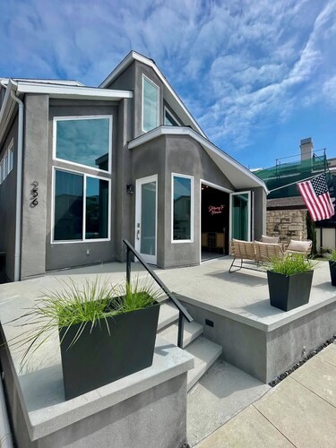 Naples Island rooftop deck/bbq AC & 2 car garage