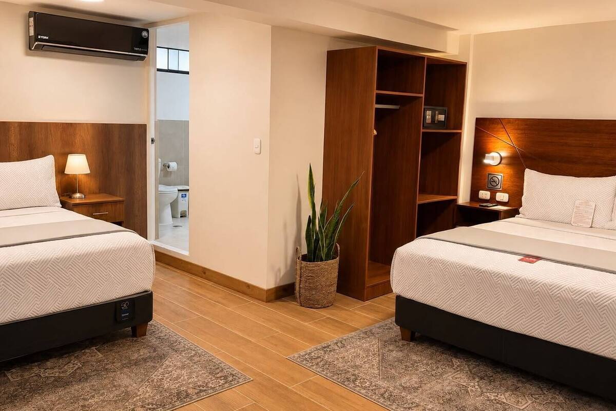 Executive Twin Room | Minibar, in-room safe, desk, free WiFi