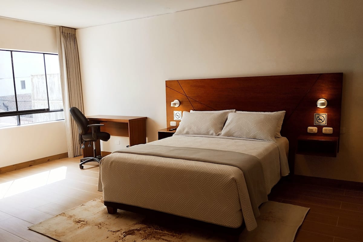 Executive tweepersoonskamer | Een minibar, een kluis op de kamer, gratis wifi, beddengoed