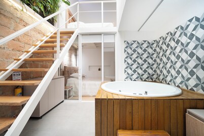 Lleras Park Apartment 