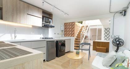 Lleras Park Apartment