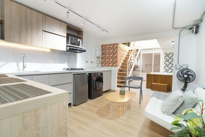 Lleras Park Apartment 