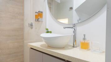 Apartment | Bathroom