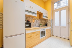 Fridge, microwave, oven, stovetop - Buda Castle Charming Apartment 70 m² (Budapest)