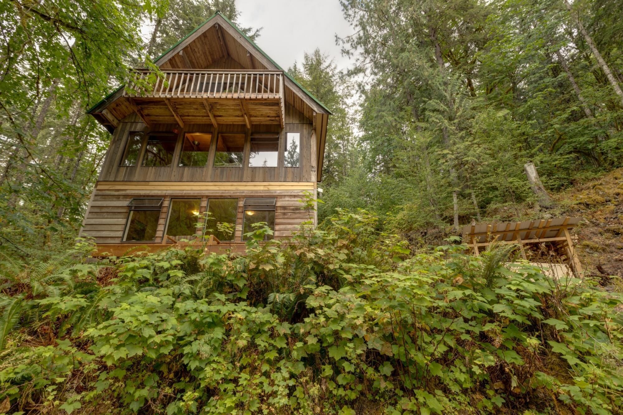 Mt. Baker Lodging Cabin 43 –  Sleeps 6!