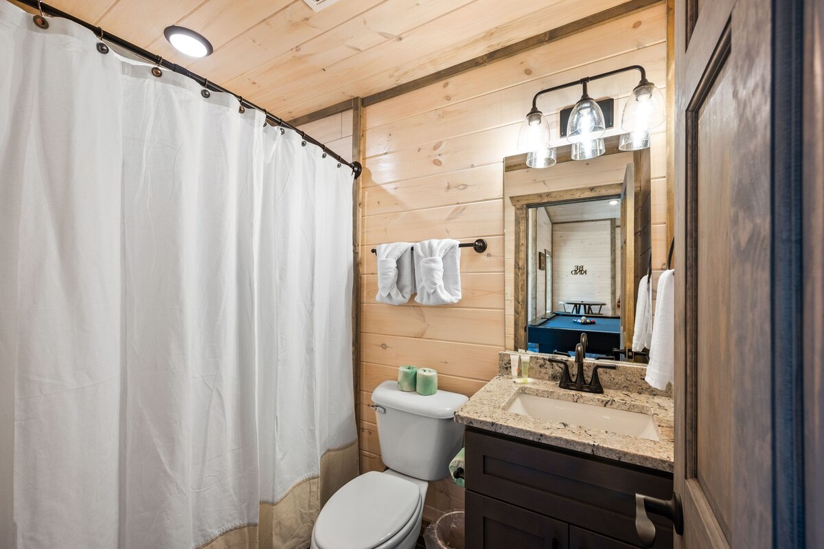 Photo 87 of Southern Hospitality is walking distance !! Pet Friendly, indoor pool, & BEARS!!