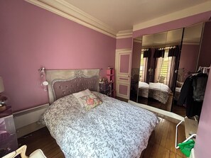 1 soverom, strykejern/-brett, wi-fi og sengetøy