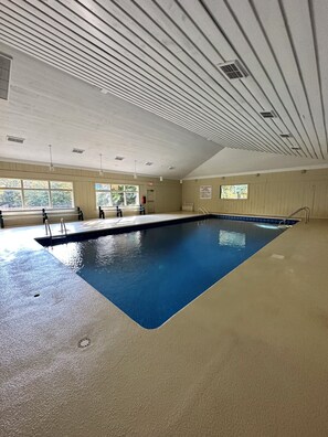 Pool - Modern Cottage between Stratton and Mount Snow (Wardsboro)