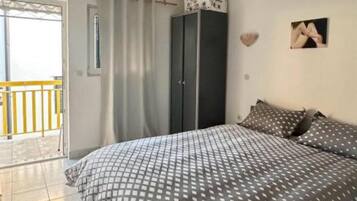 1 chambre, Wi-Fi, draps fournis