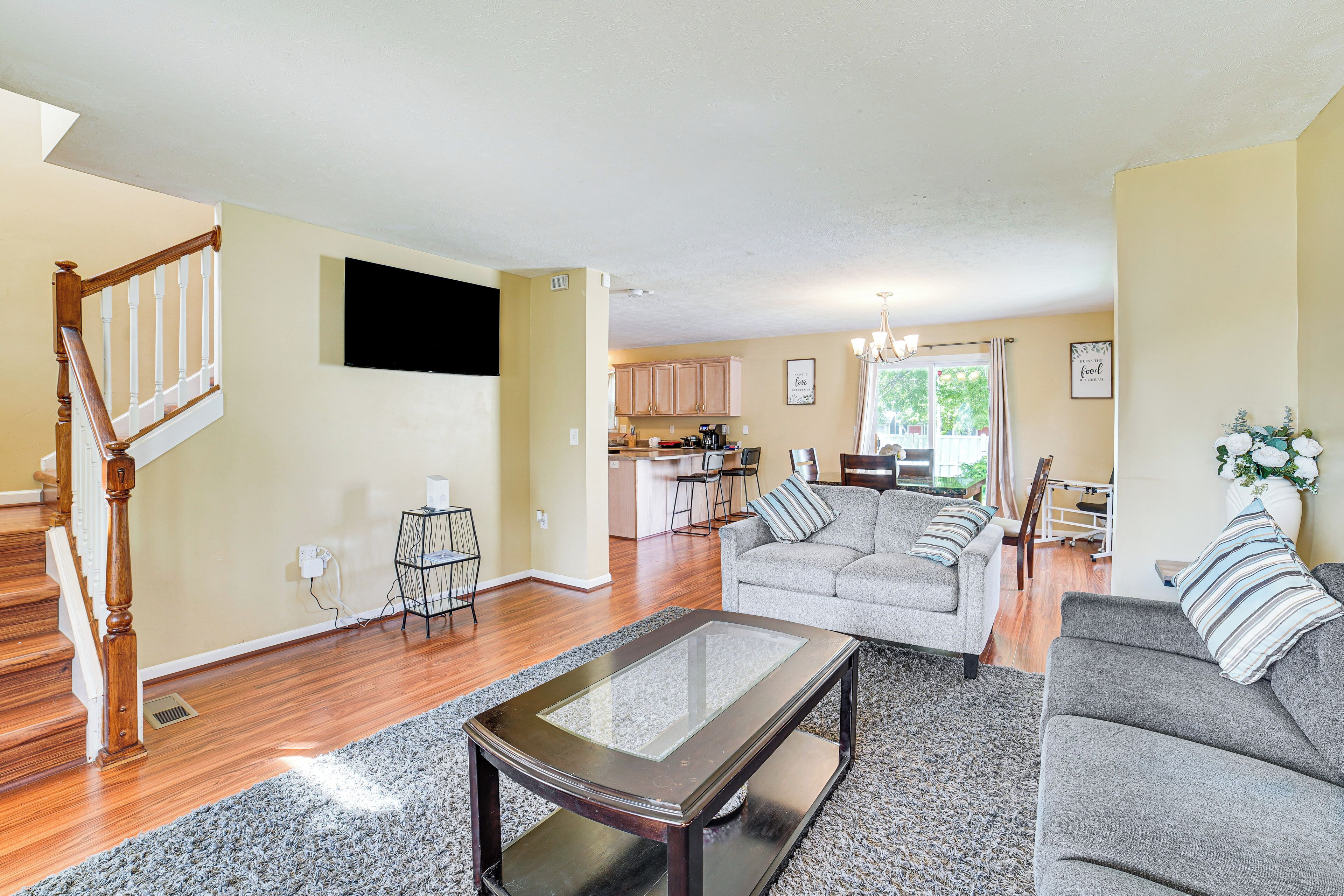 Spacious Champaign Home By University of Illinois!