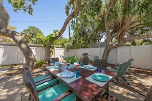 Outdoor dining