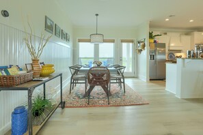Dining - Steps to Bolivar Beach: Home w/ Deck & Grill (Port Bolivar)