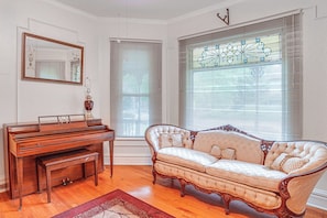 Interior - Charming Champaign Victorian w/ Deck! (Champaign)