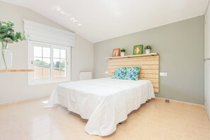 4 Schlafzimmer, WLAN, Bettwäsche